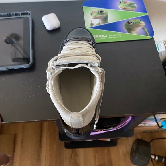 BALENCIAGAS ARENA BEIGE AND BLACK !! - Picture 6 of 6